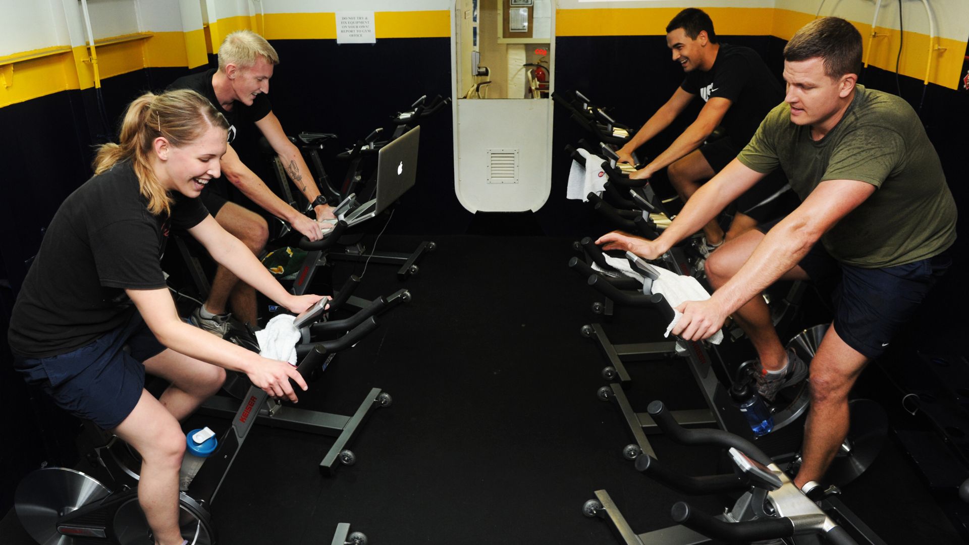 File:US Navy 120124-N-EK905-014 Sailors participate in a spin class in the gym aboard the amphibious assault ship USS Makin Island (LHD 8).jpg
