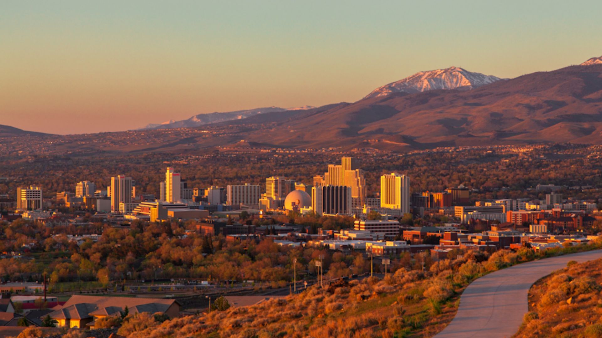File:Reno, Nevada (16931715632).jpg