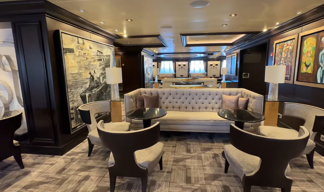 Oceania Riviera cruise ship