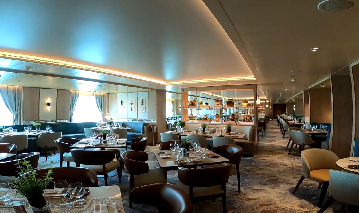 Silver Dawn cruise ship