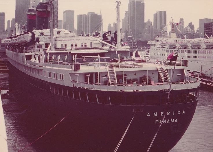 SS America in New York, 1978