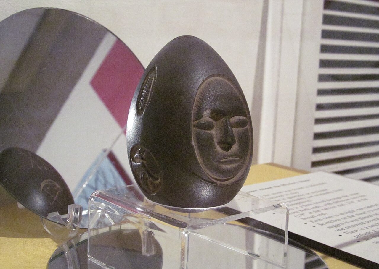 Lake Winnipesaukee Mystery Stone At The New Hampshire