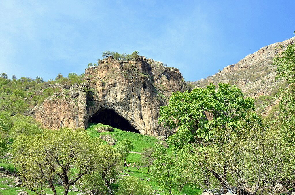  Shanidar, a Paleolithic Cave 