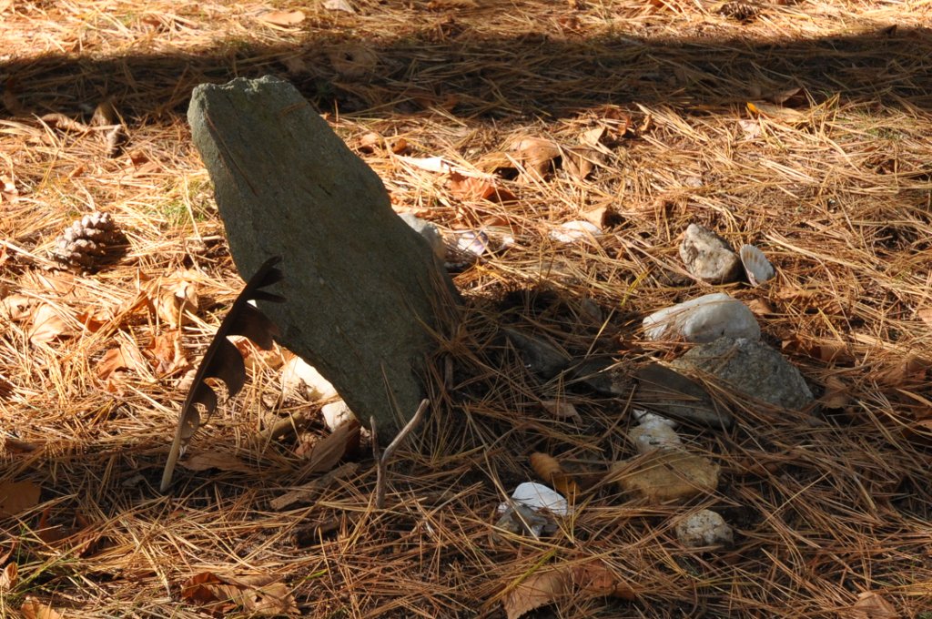 A grave in the Royal Wampanoag Cemetery