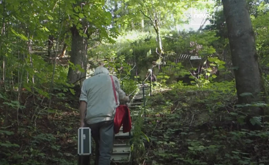 Neanderthal cave in France