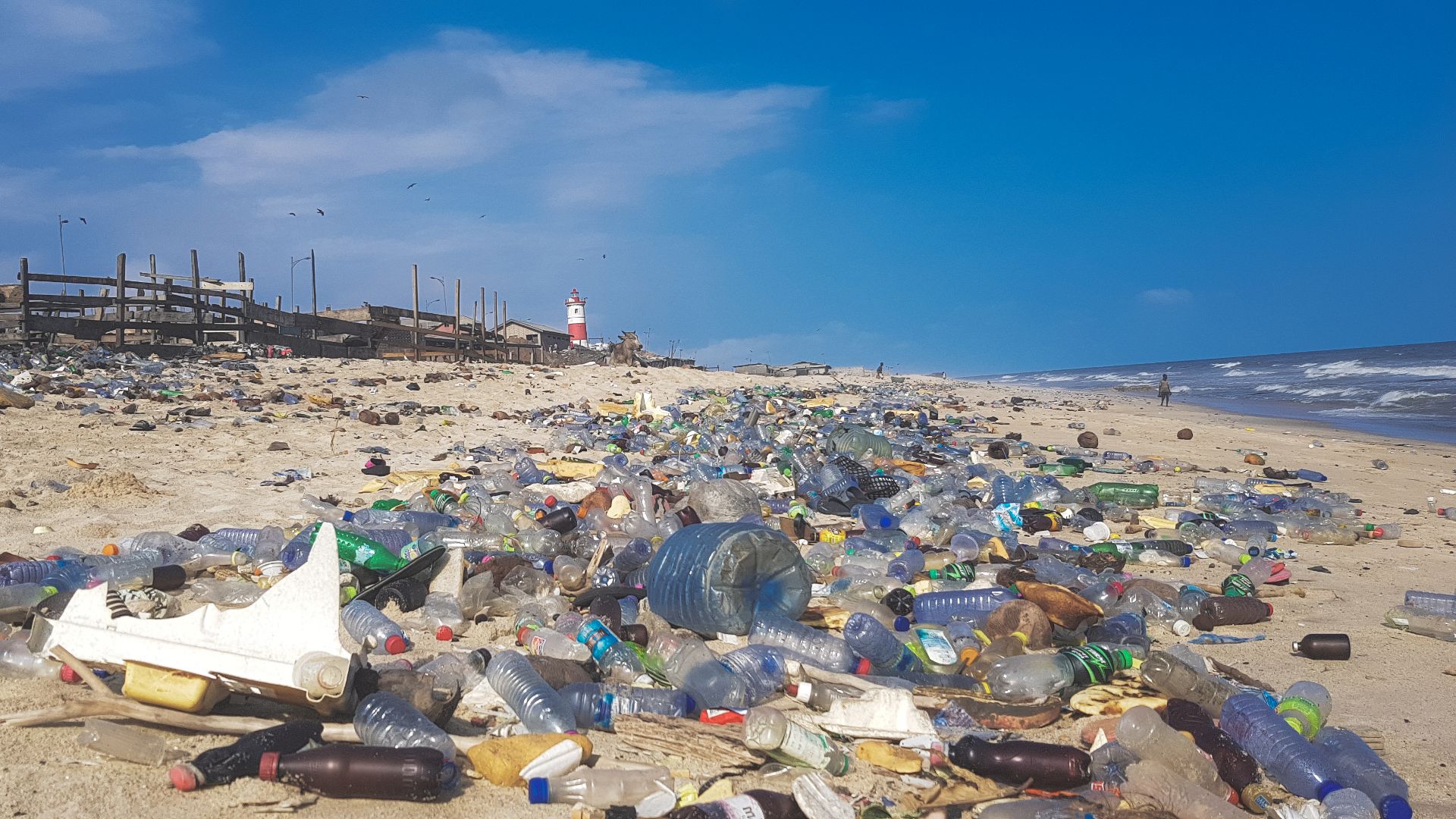 File:Plastic Pollution in Ghana.jpg