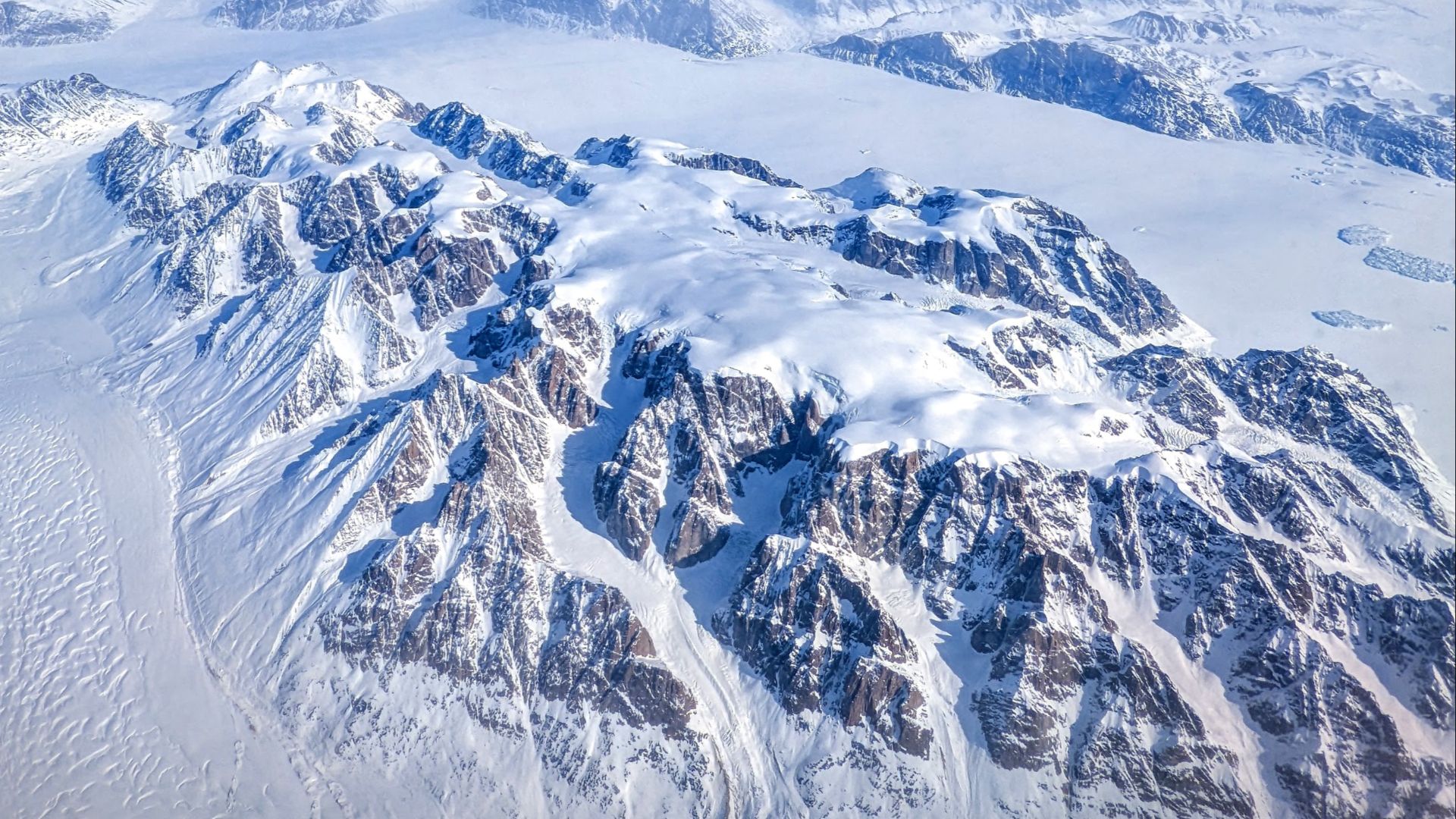 File:Kloftbjerge aerial.jpg
