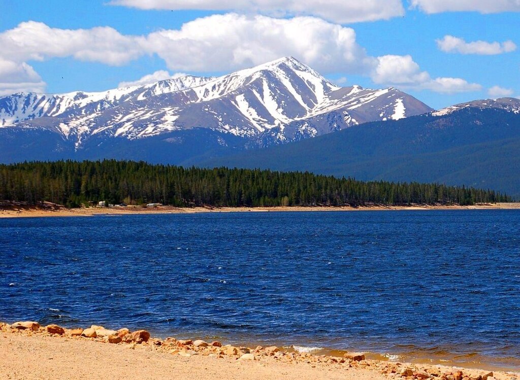 Landscape Photo of the Mount Elbert seen from Turquoise Lake