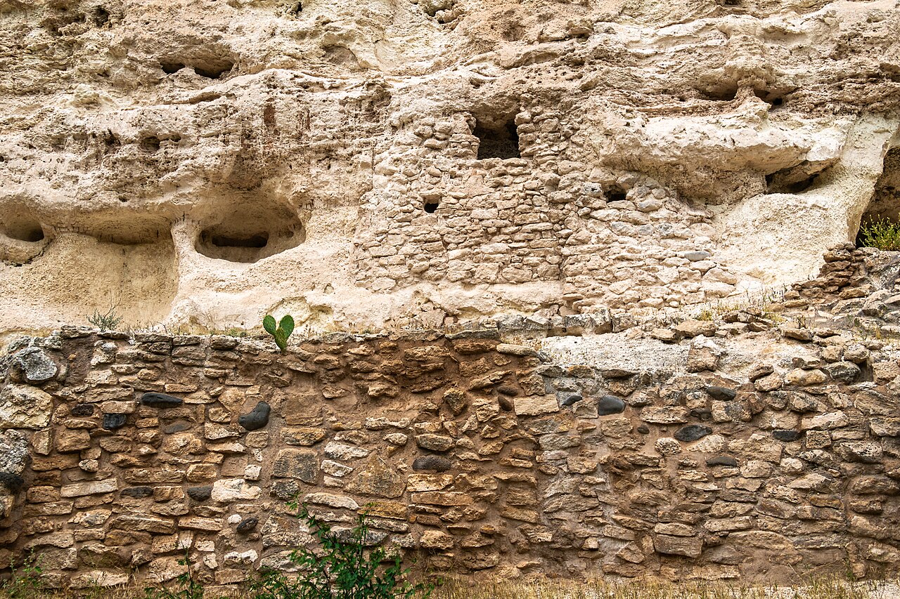 Montezuma Castle National Monument