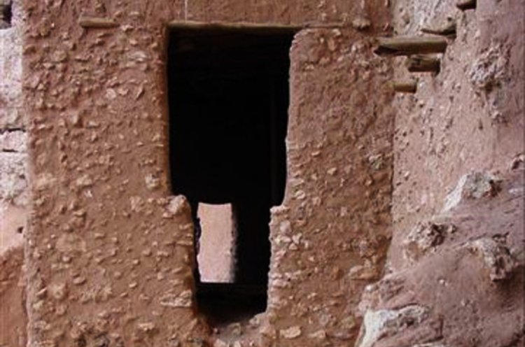 Montezuma Castle T-Shaped Entrance