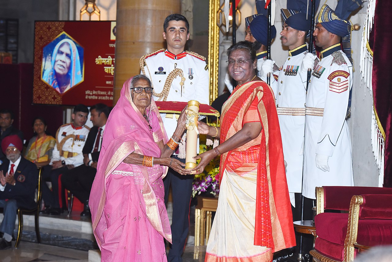 Jodhaiya Bai Baiga in pink