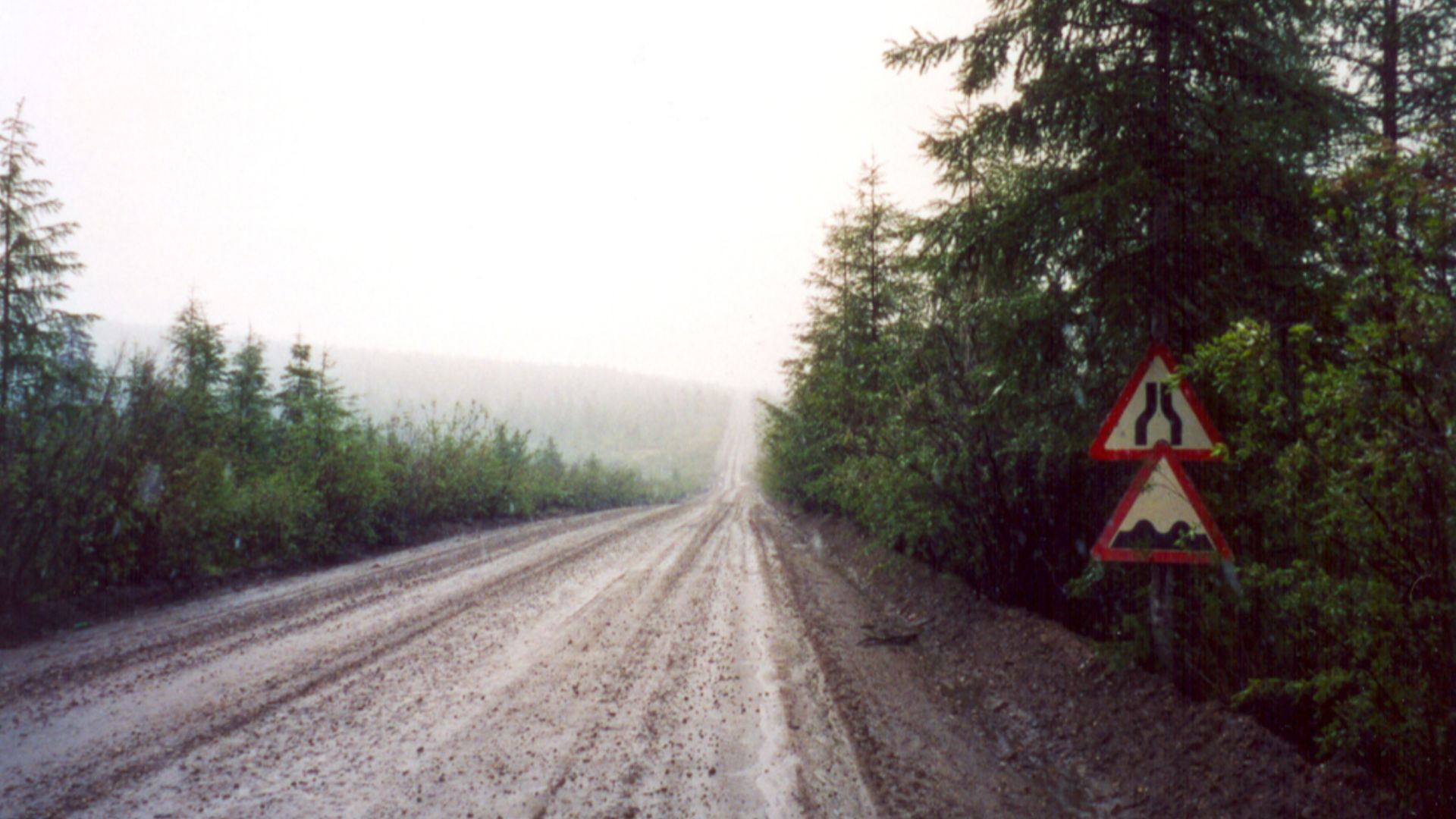 File:Kolyma Highway (Road of Bones).jpg