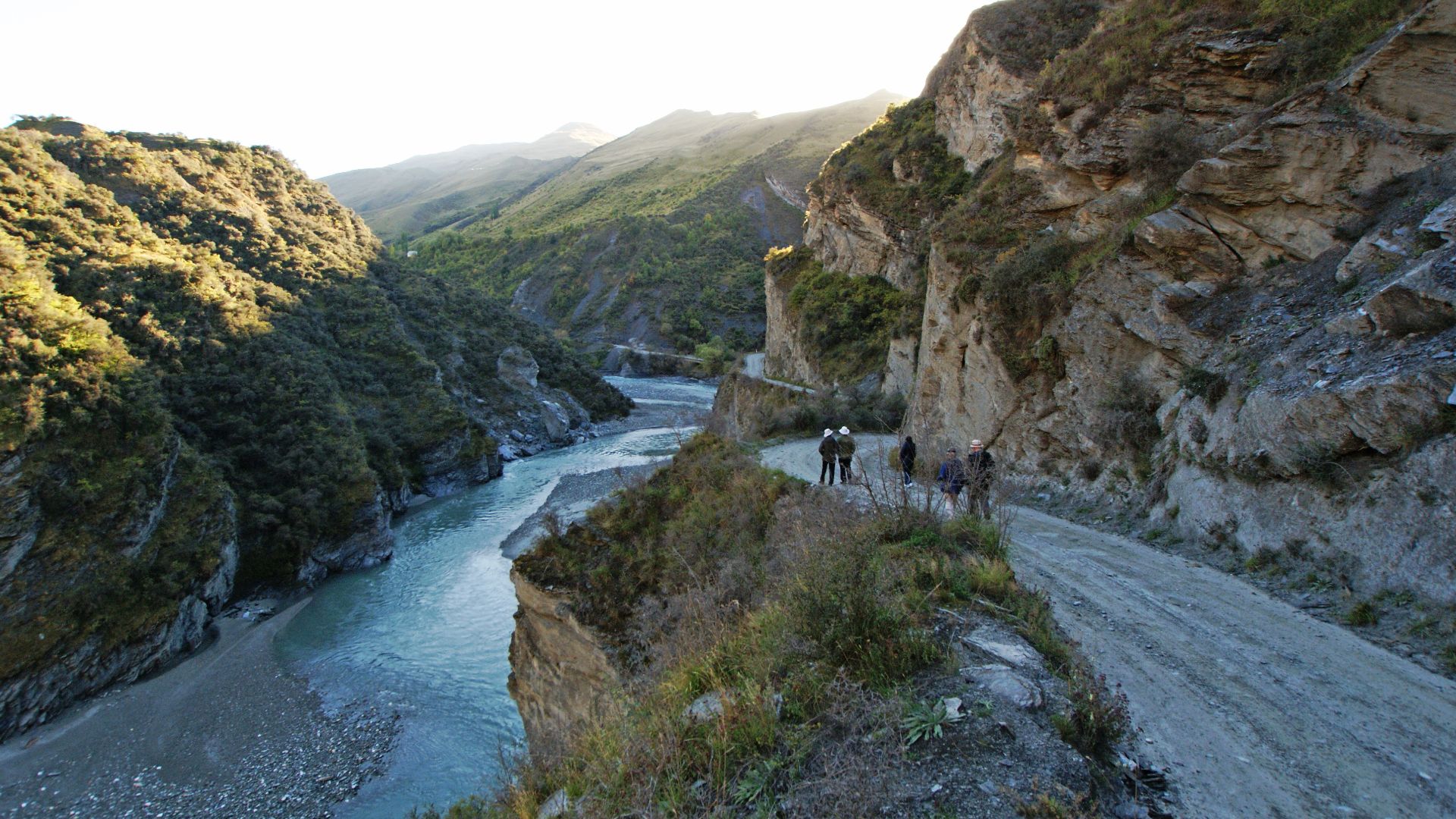 File:Skippers Canyon Queenstown (8) (8115460173).jpg