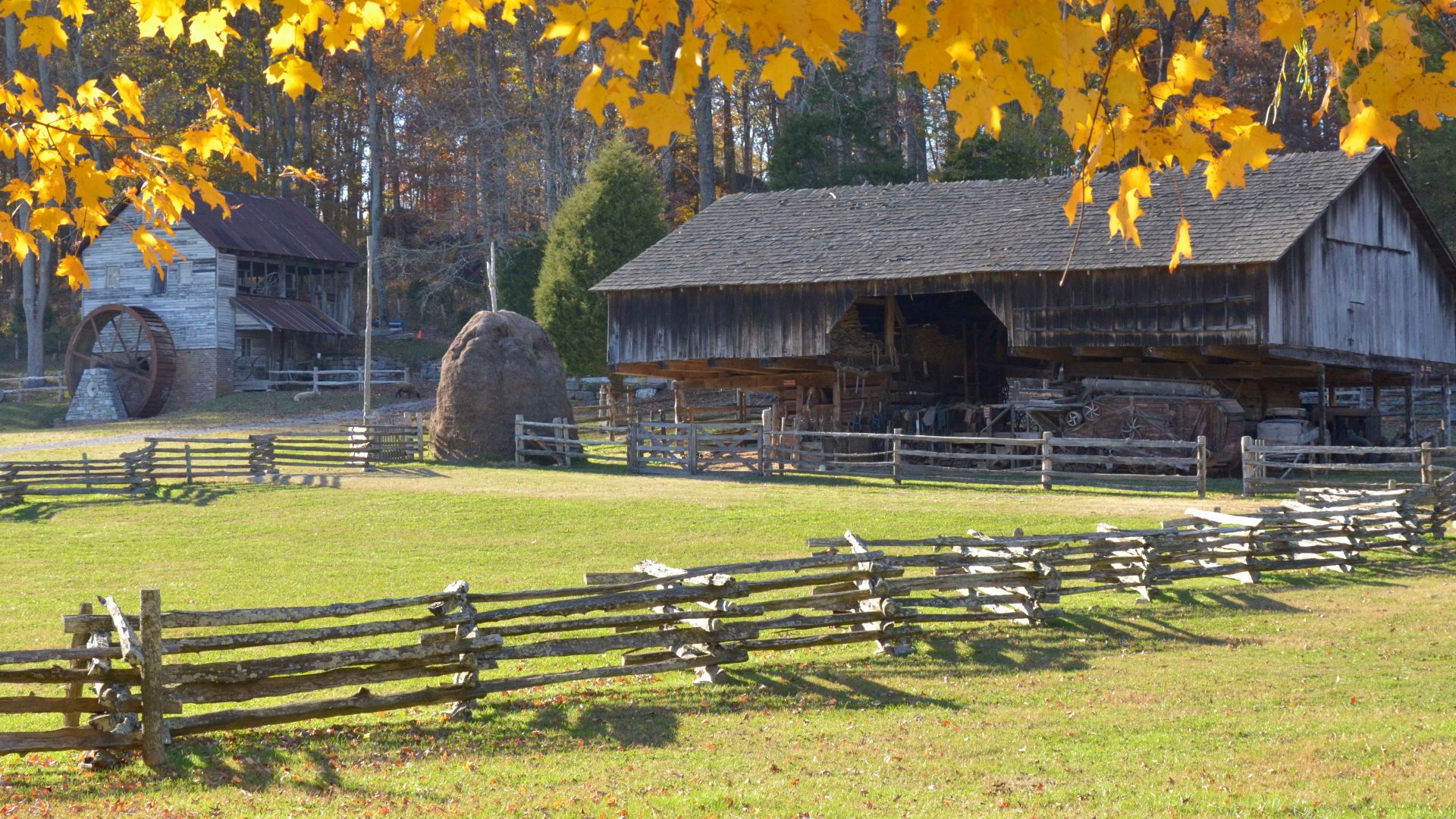 File:Museum of Appalachia.jpg