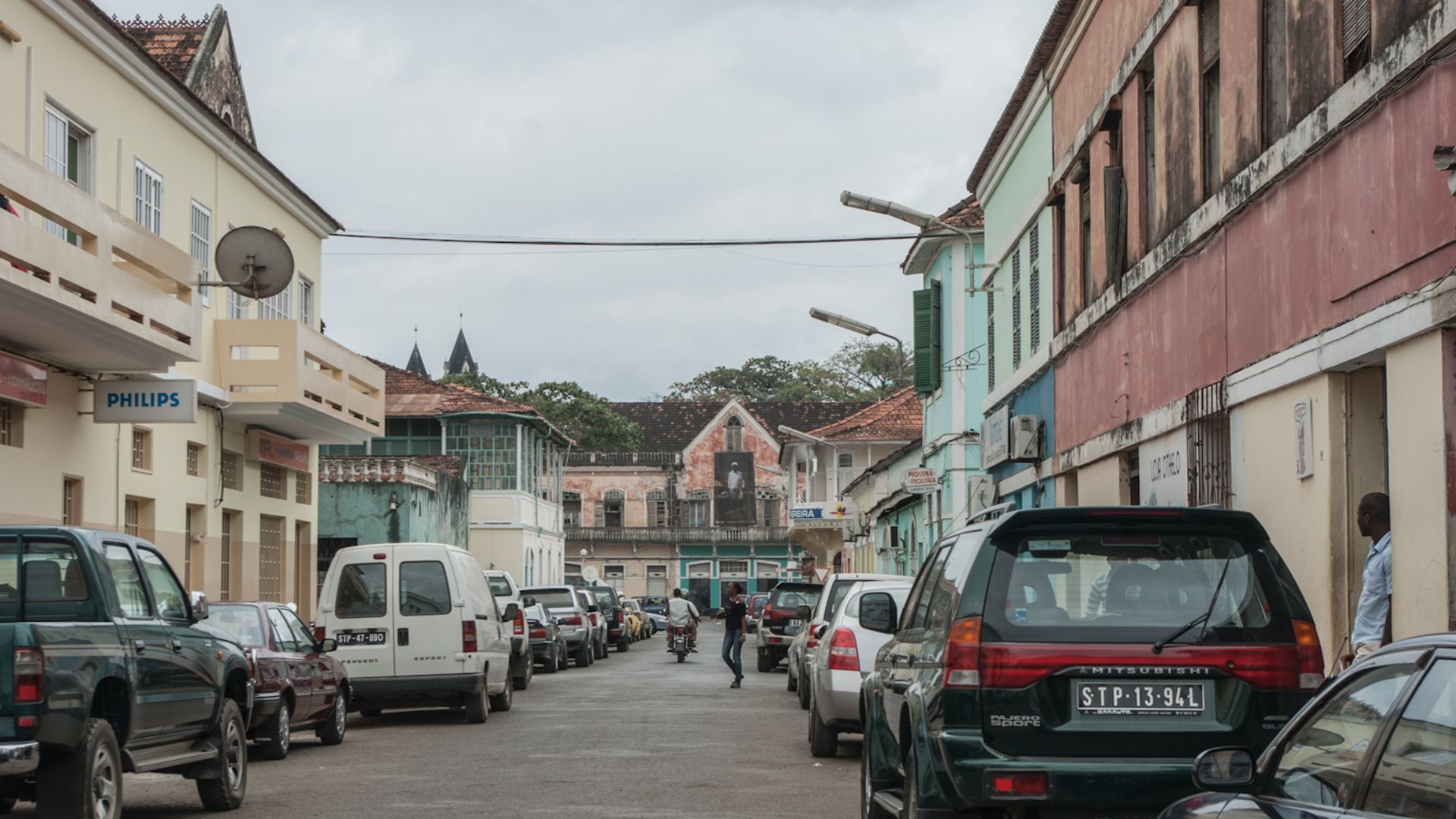 File:2012SaoTome-8 (8042889363).jpg