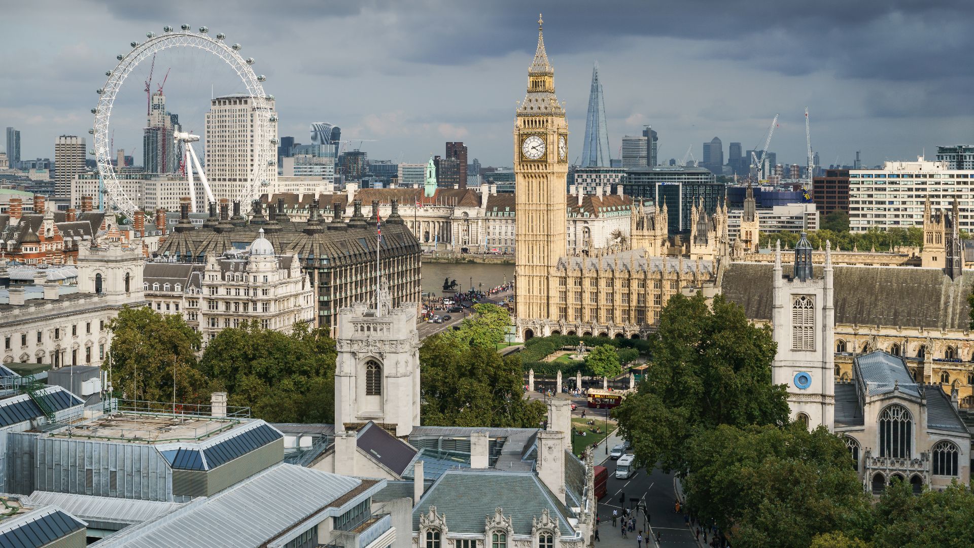 File:Palace of Westminster from the dome on Methodist Central Hall.jpg
