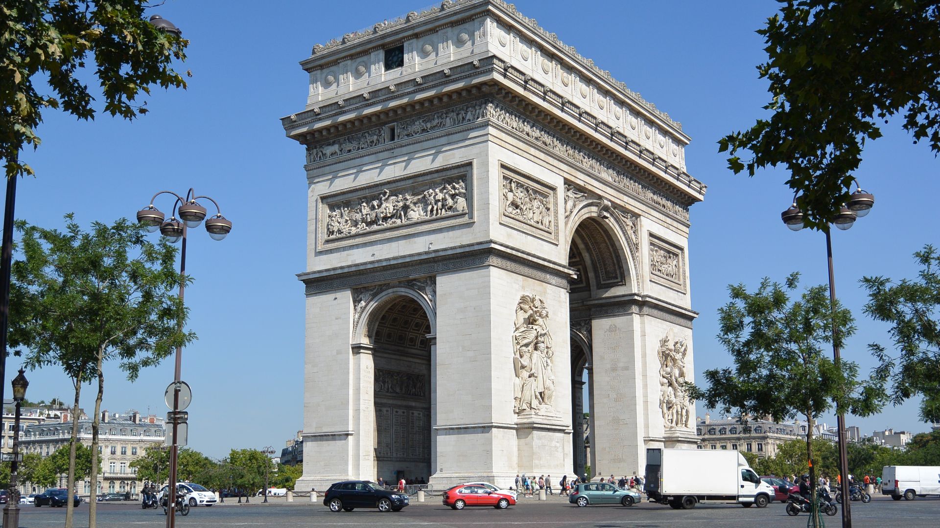 File:Arc de Triomphe de l'Étoile, Paris (9635902181).jpg