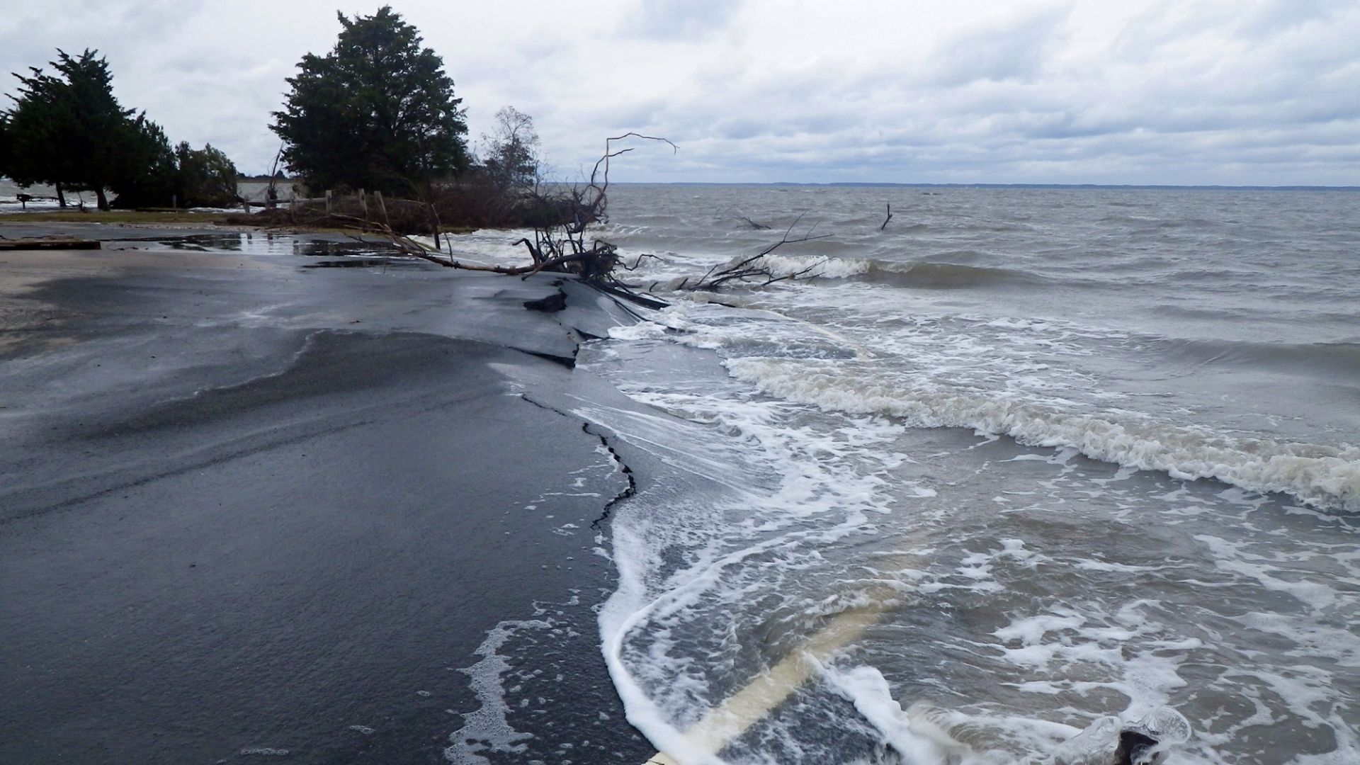 File:Sea Level Rise (14227656790).jpg