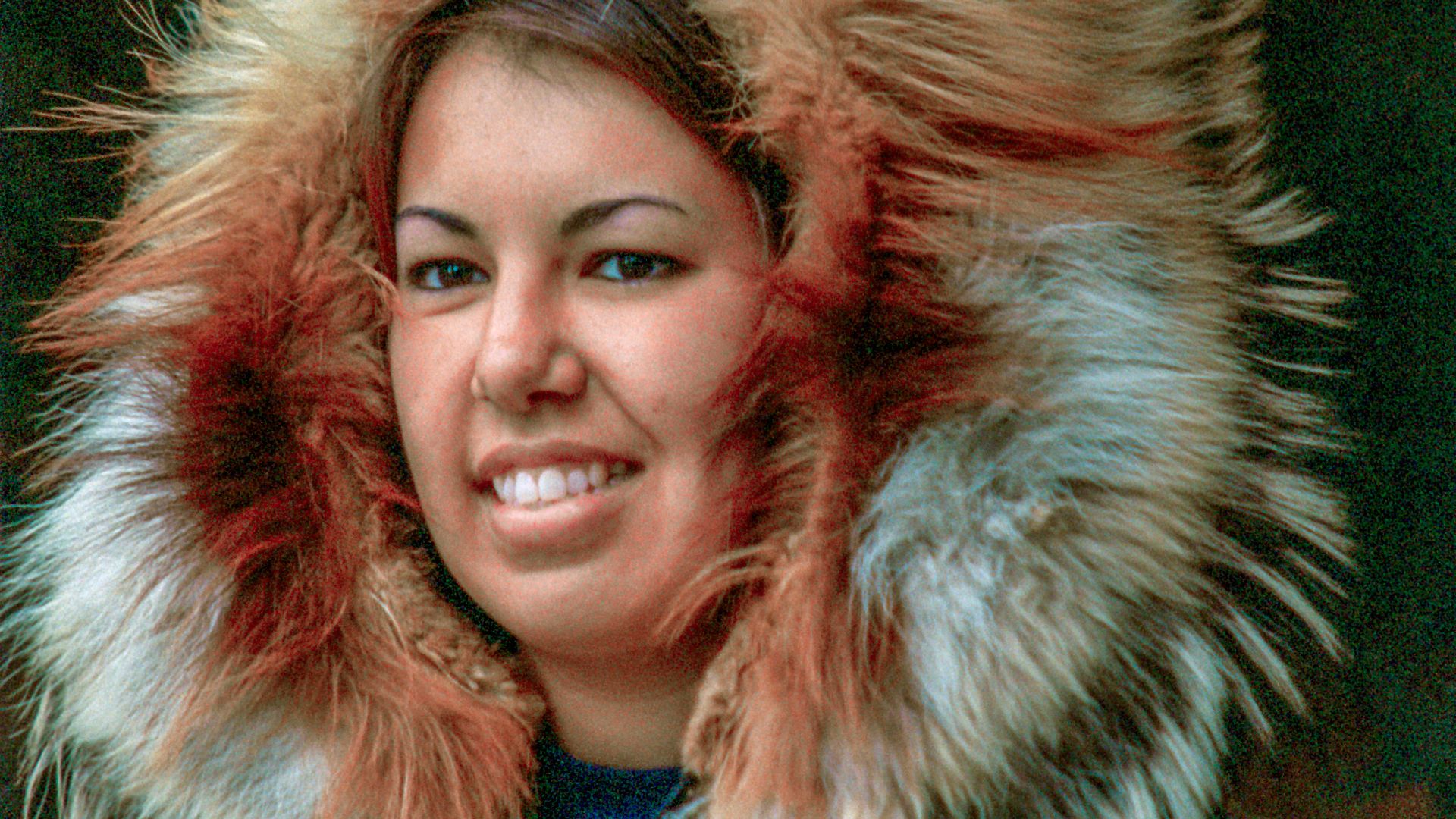 File:Native Alaskan woman's traditional parka 03(js), Fairbanks.jpg