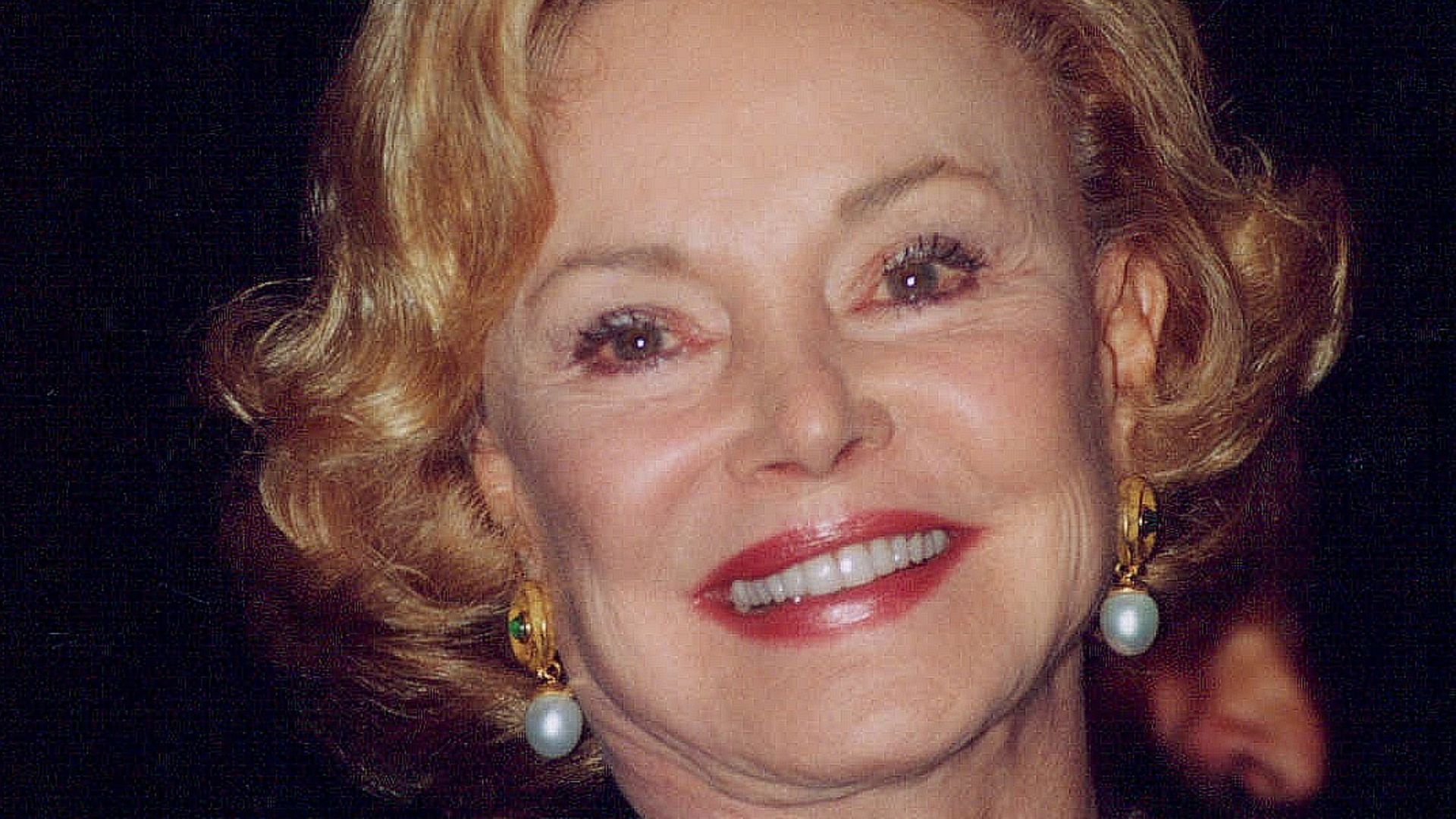 File:Barbara Sinatra 2000.jpg