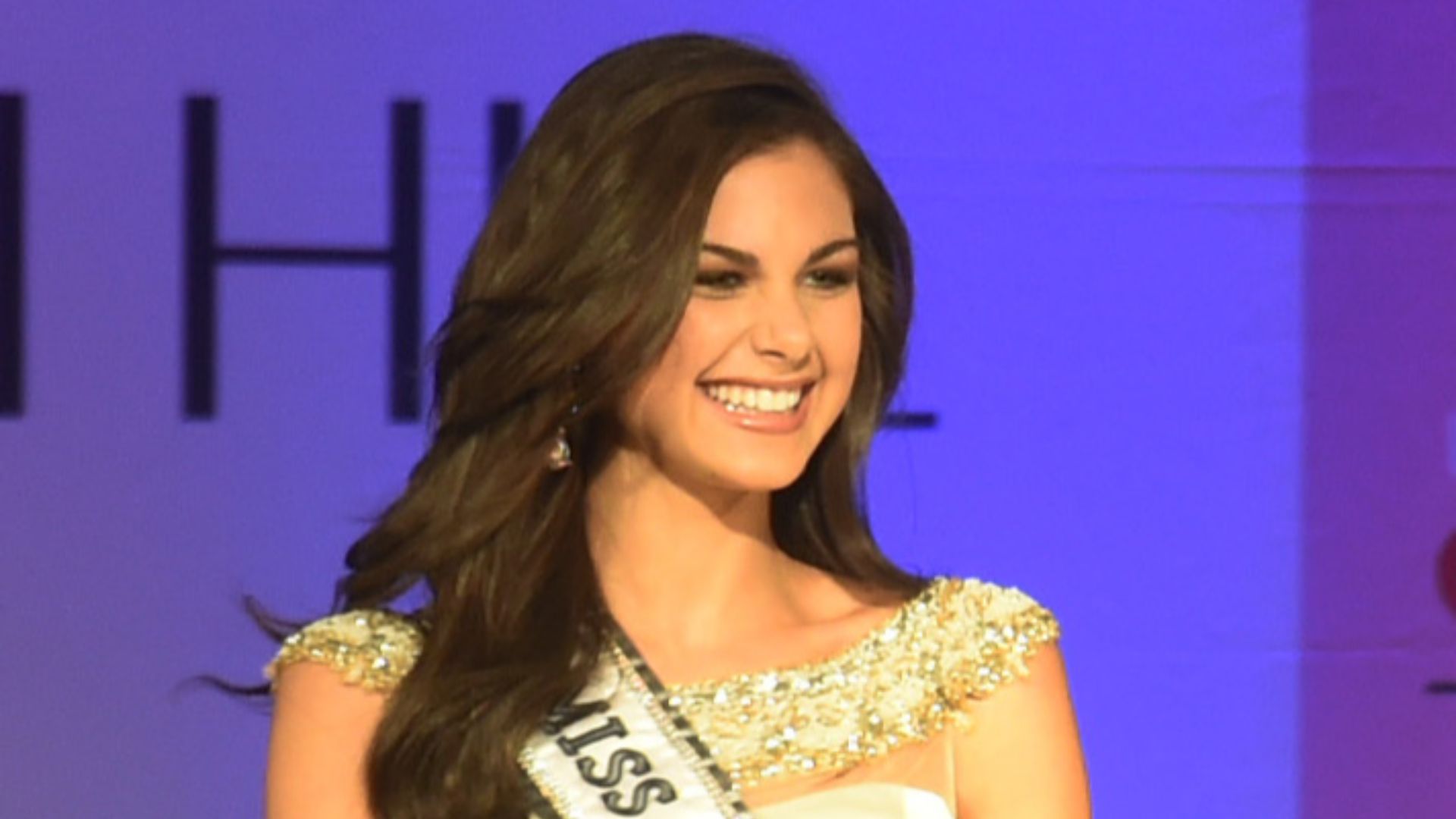 File:Katherine Haik, 2015 Miss Teen USA, at Operation That’s My Dress.jpg