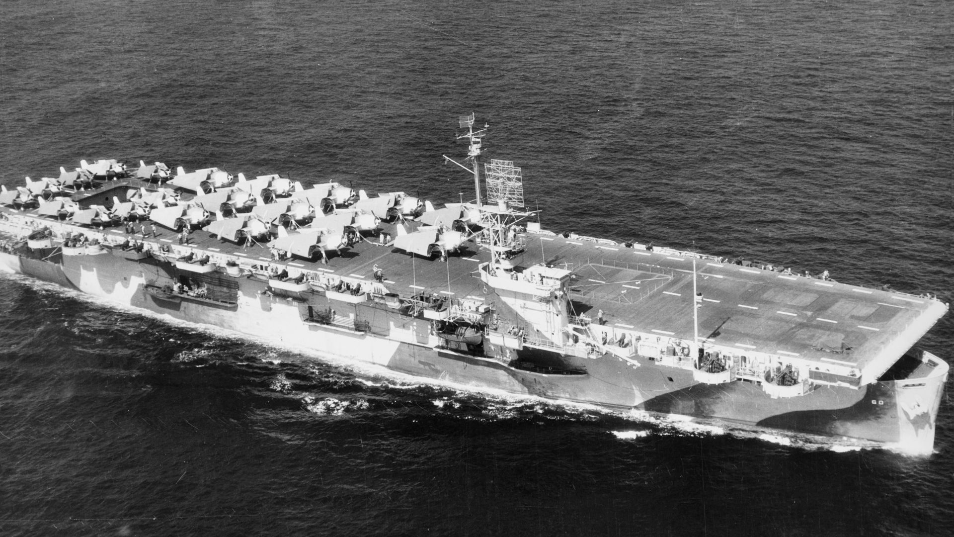 File:USS Guadalcanal (CVE-60) underway on on 28 September 1944 (NH 106567).jpg