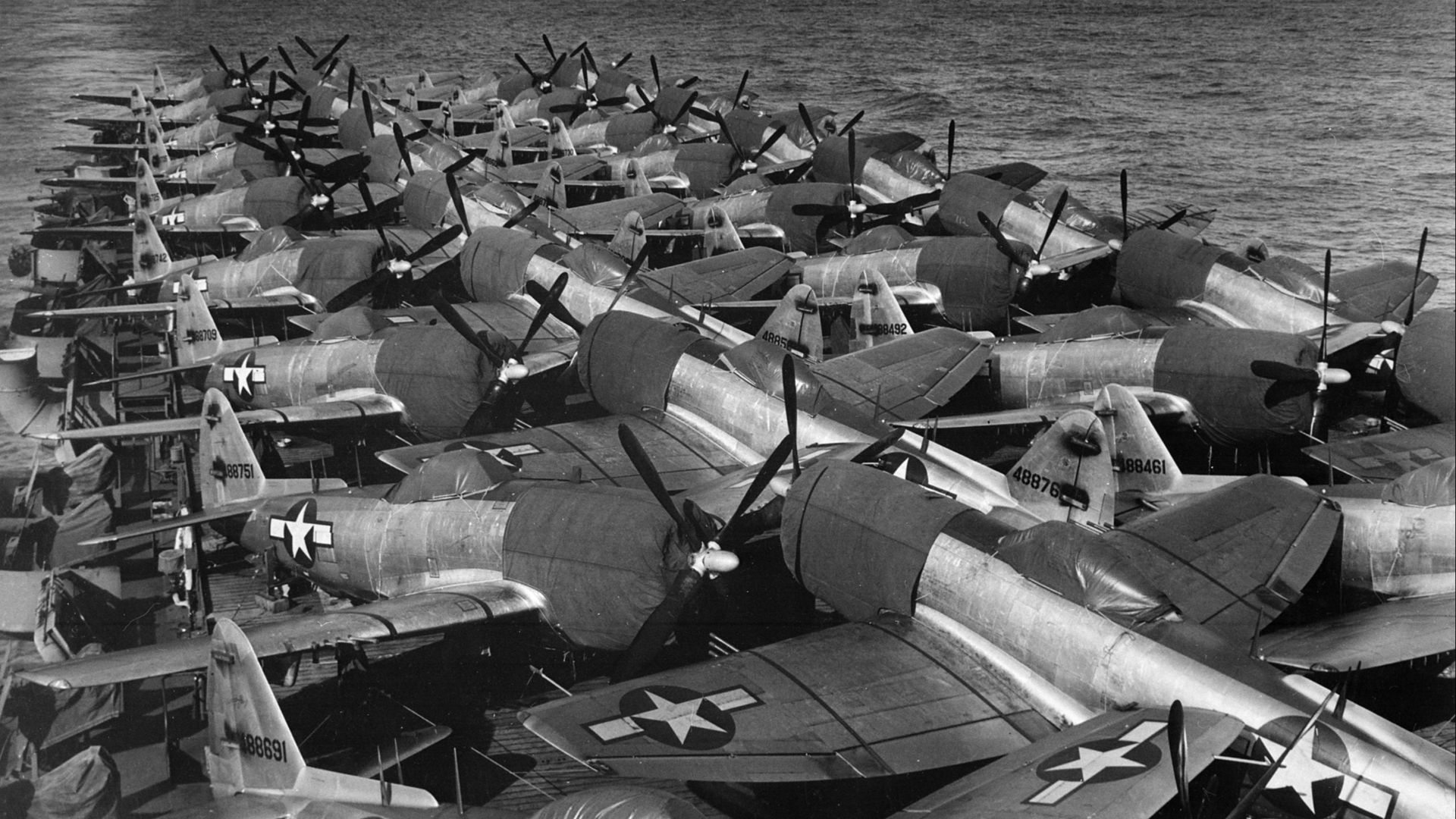 File:USS Casablanca CVE-55 with P-47Ns.jpg