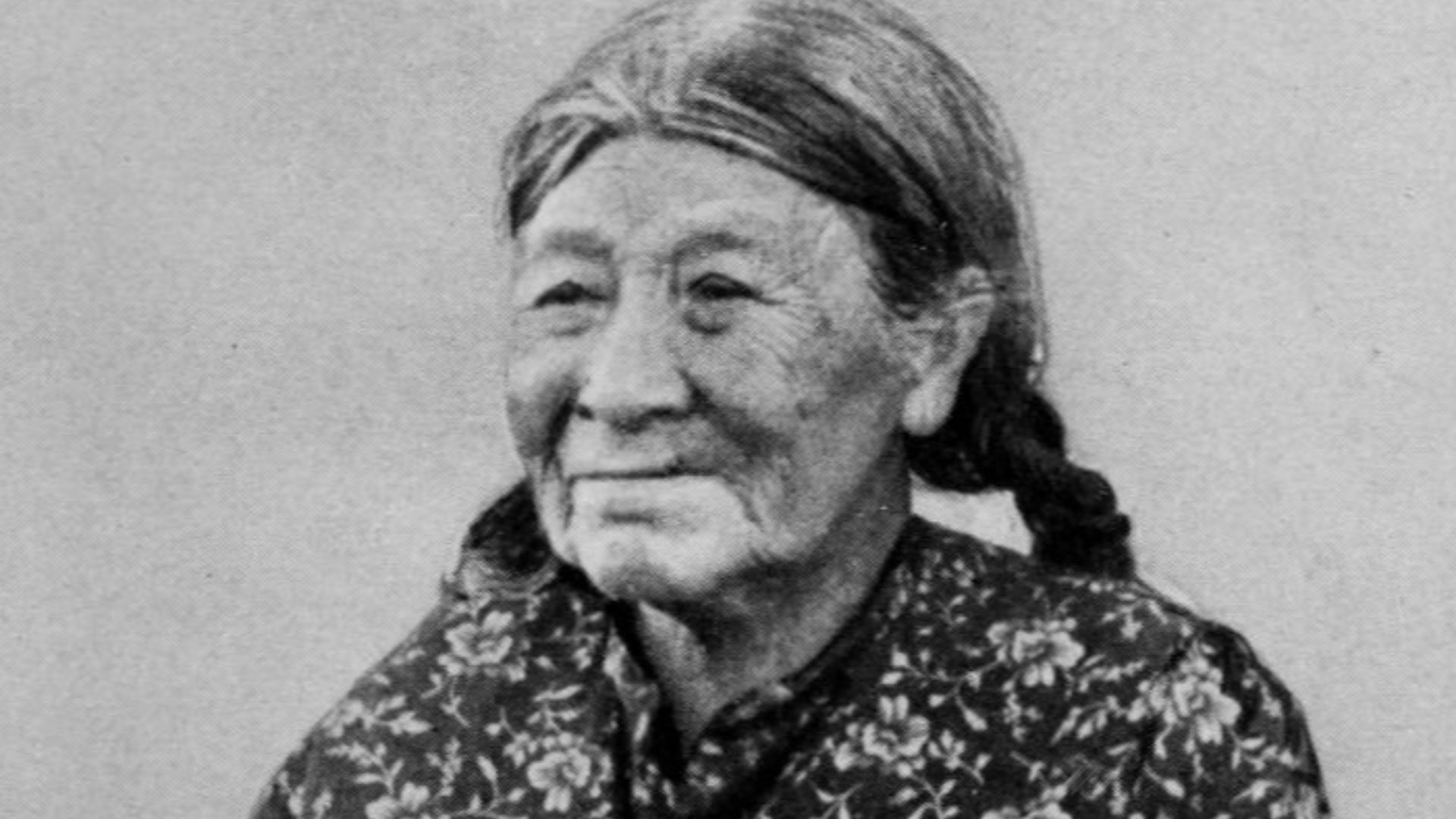 File:Clatsop woman.jpg