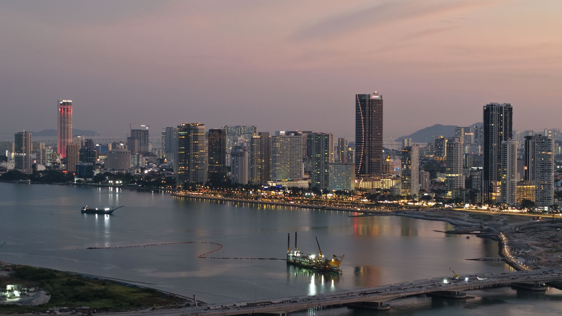 File:Skyline of George Town, Penang at night January 2025 02-01.jpg