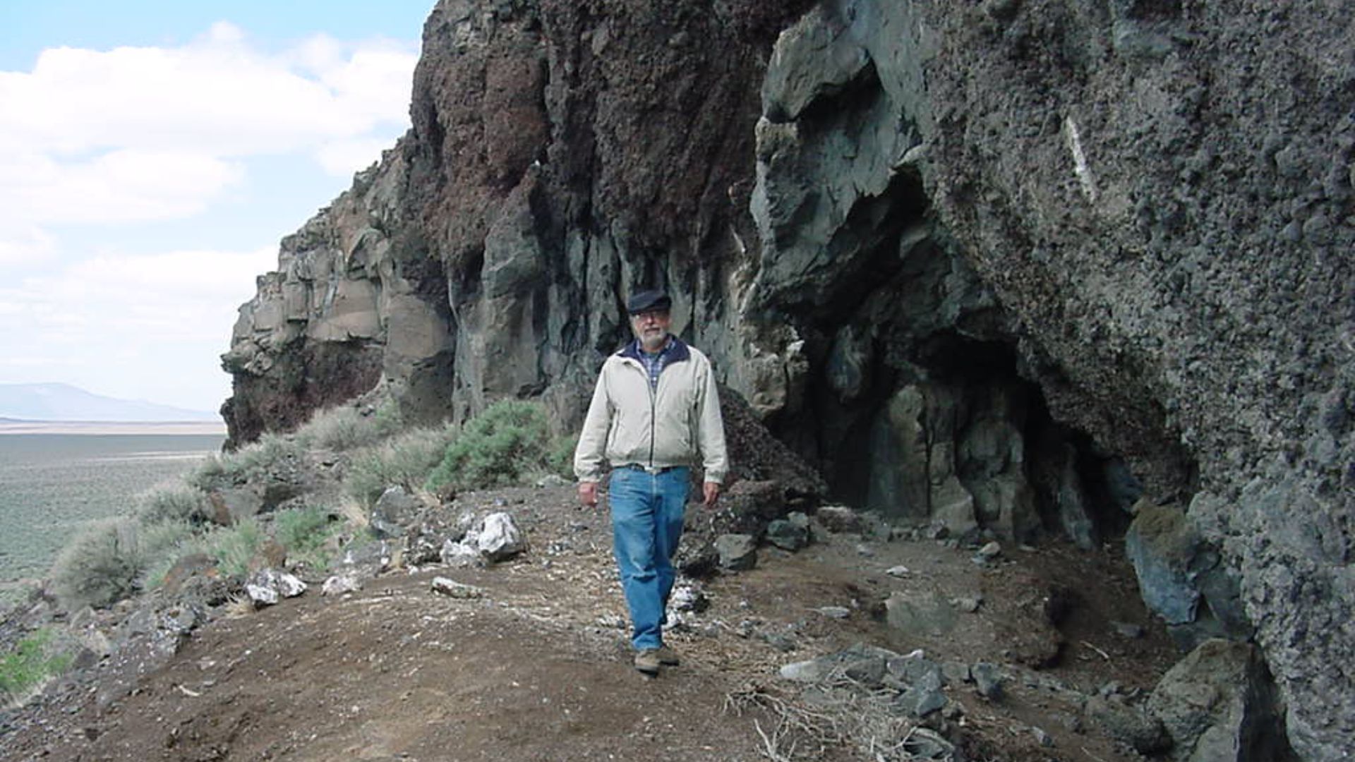 File:Paisley caves - Fossil Cave5.jpg