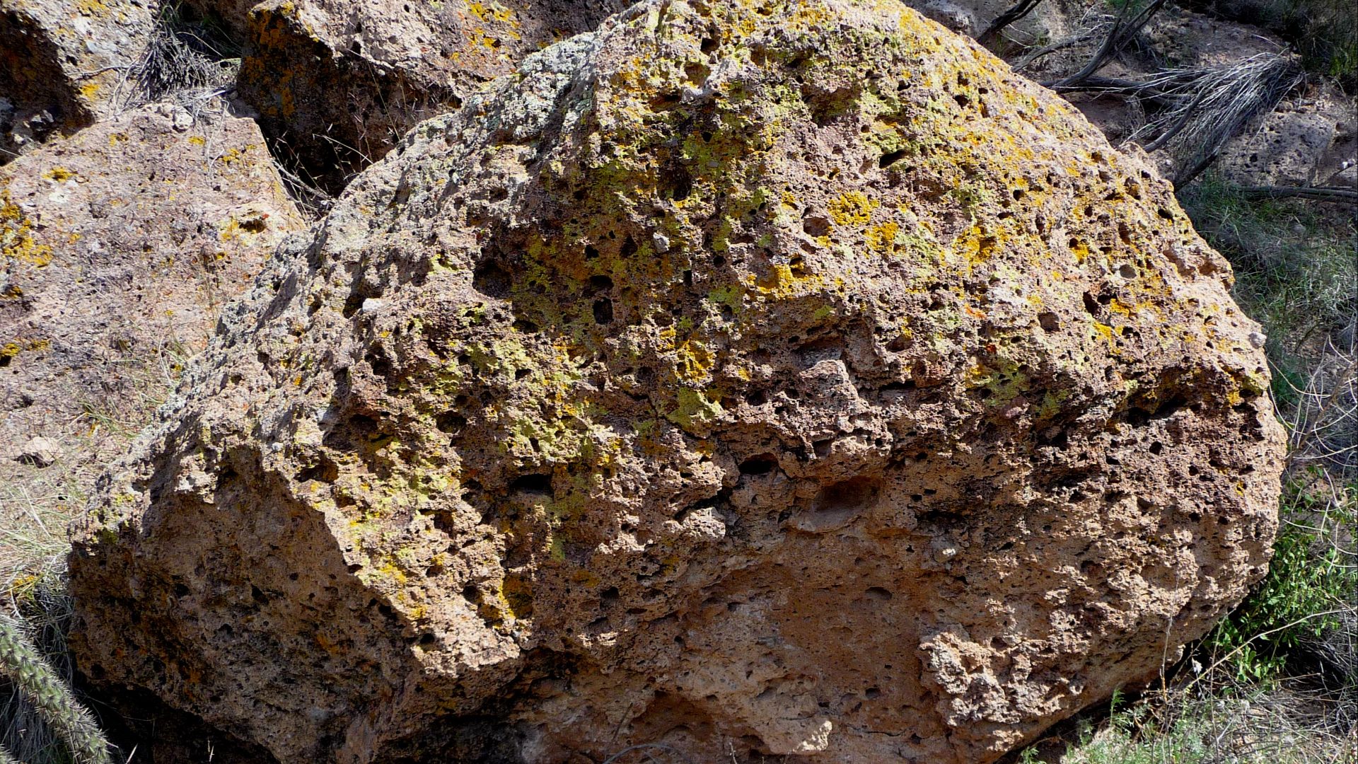 File:Bandelier National Monument in September 2011 - tuff from Jemez Volcano.JPG