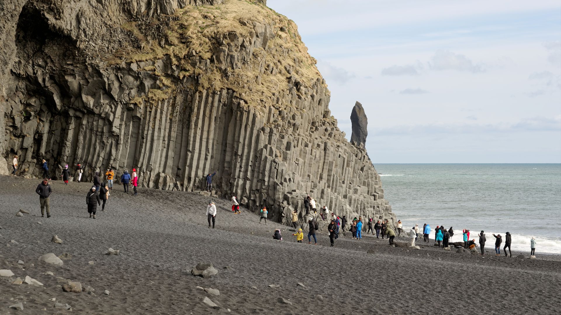 File:Reynisfjara, Iceland, 20230501 1639 4044.jpg