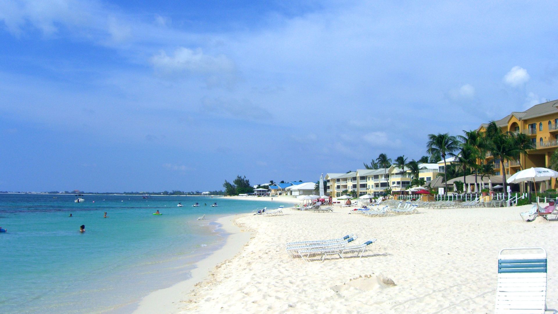 File:Resorts on Seven Mile Beach, Grand Cayman.jpg