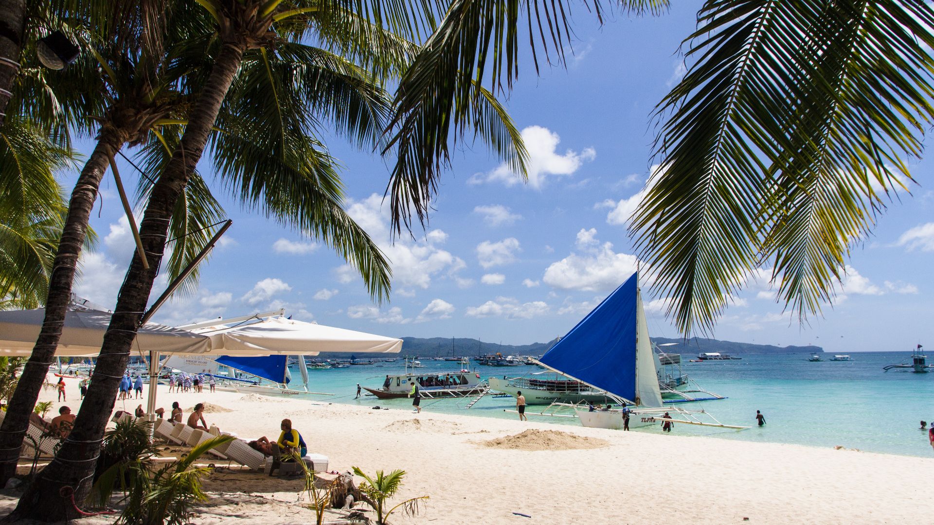File:White sand beach, Boracay Island - panoramio (2).jpg