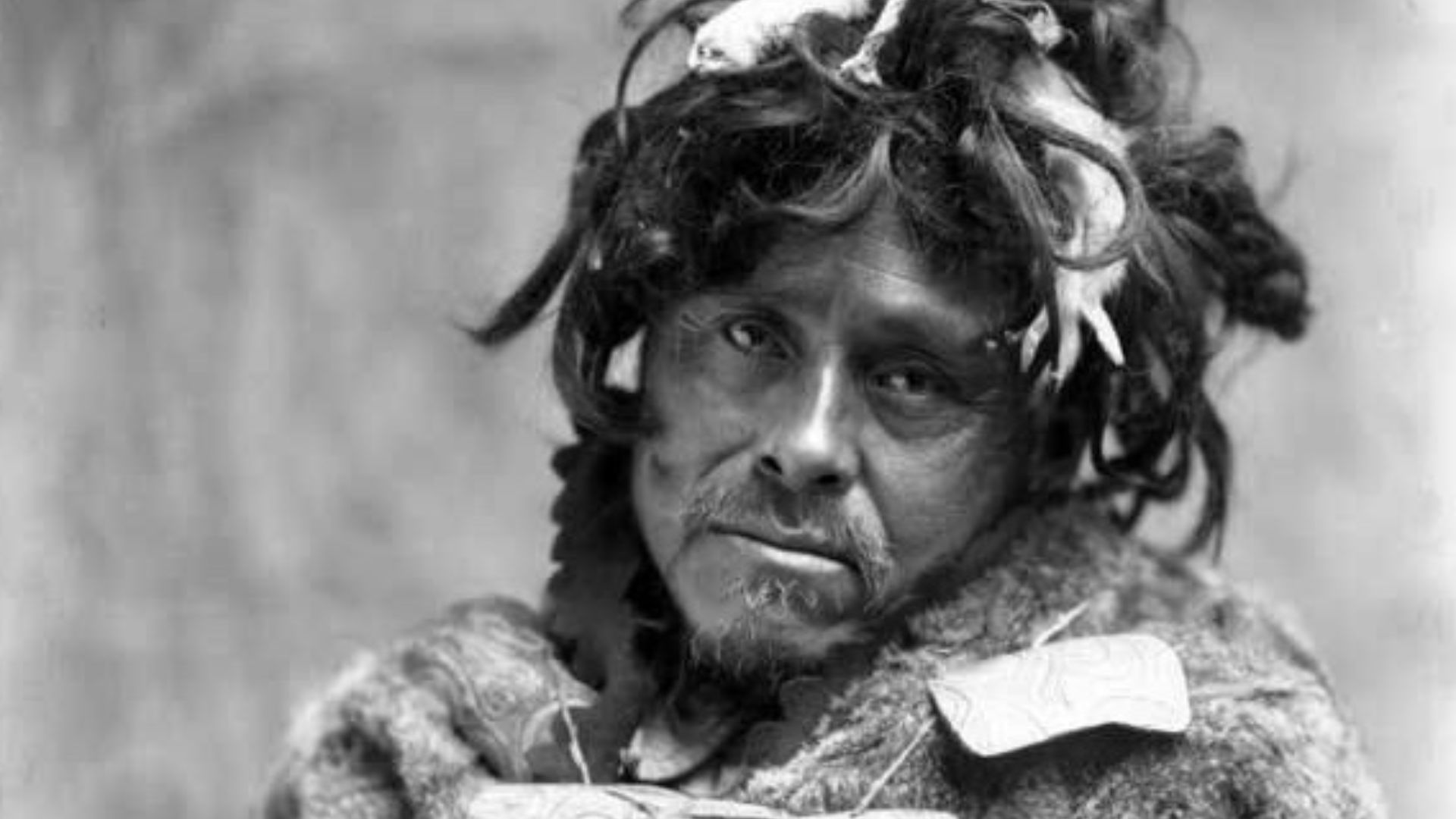 File:Tlingit shaman 1900.jpg