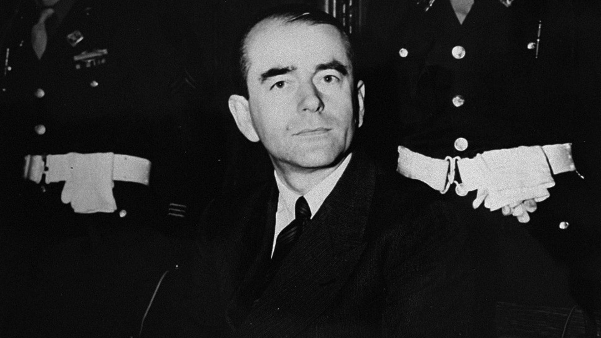 File:Albert-Speer-72-929.jpg