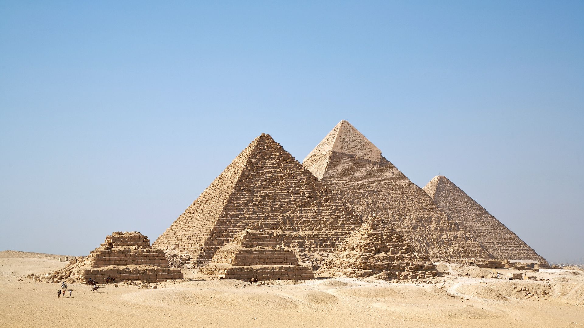 File:All Gizah Pyramids.jpg