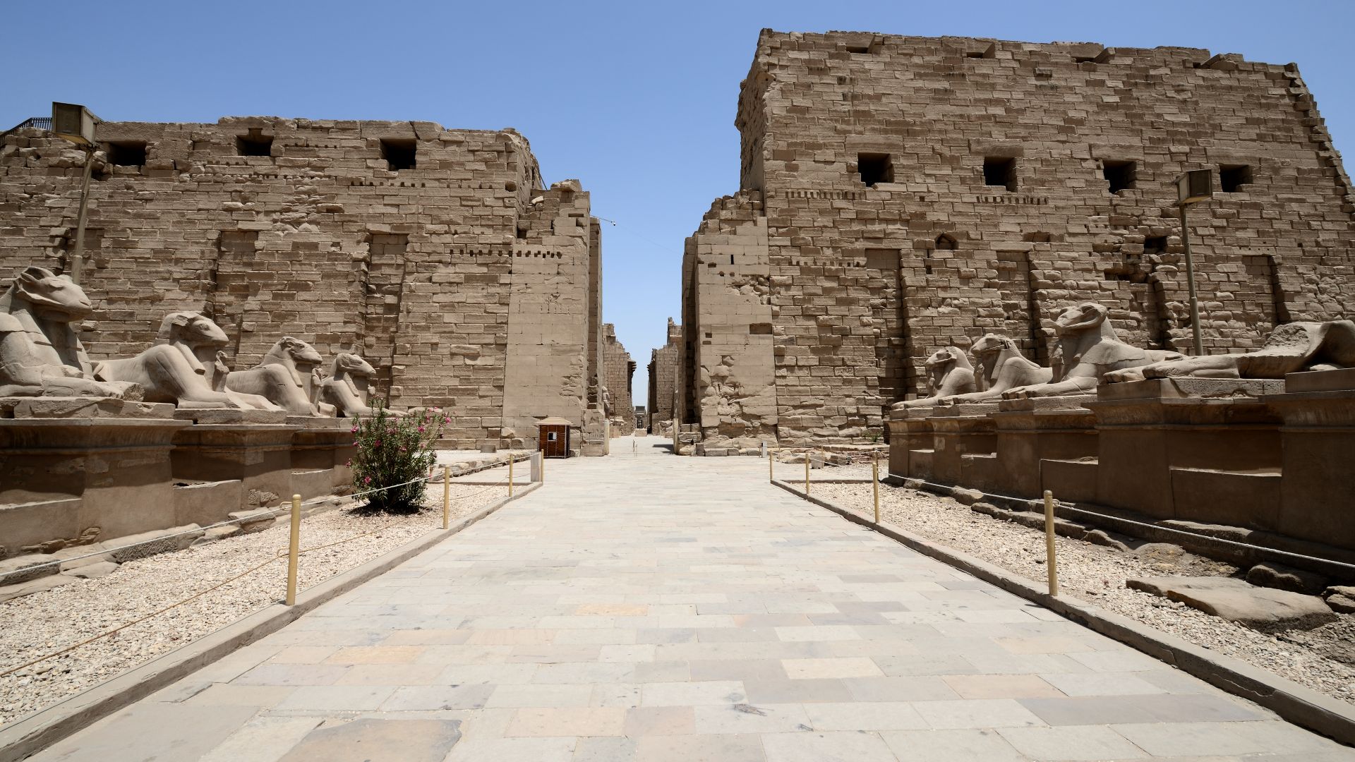 File:Karnak temple complex 12.jpg