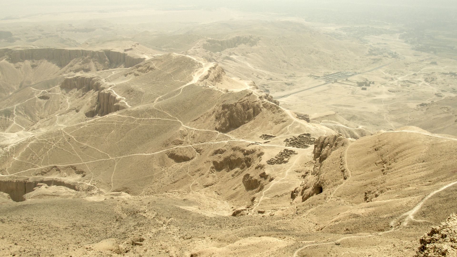 File:Thebes, Egypt, Theban Plateau.jpg