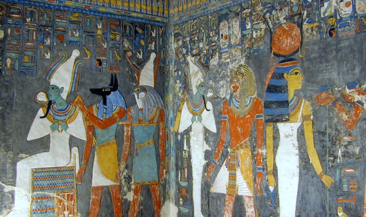File:La tombe de Horemheb (KV.57) (Vallée des Rois Thèbes ouest) -4.jpg