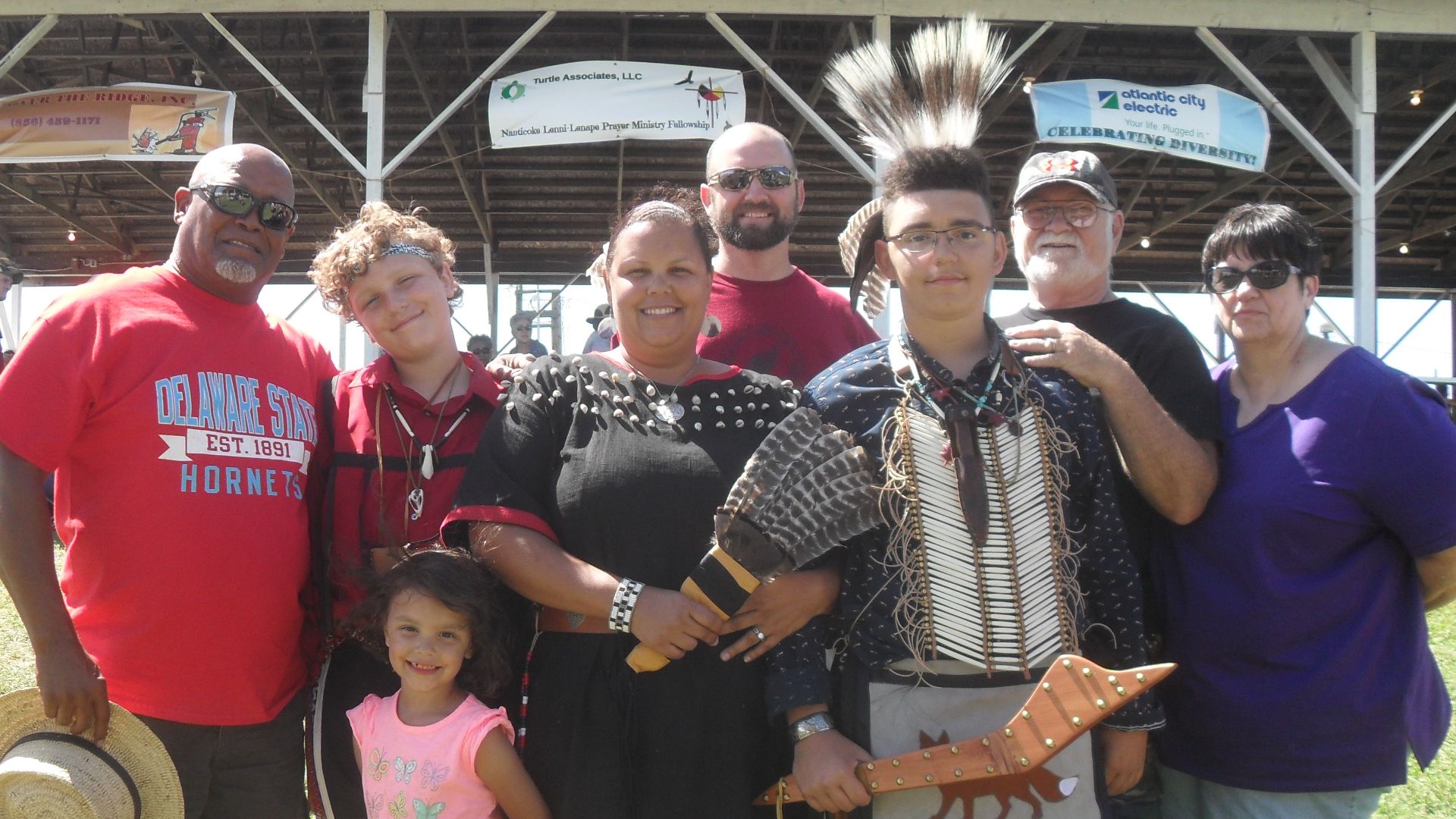 File:Family of Nanticoke Lenni-Lenape descent, at the annual Nanticoke Lenni-Lenape powwow, Delaware, June 2016.jpg