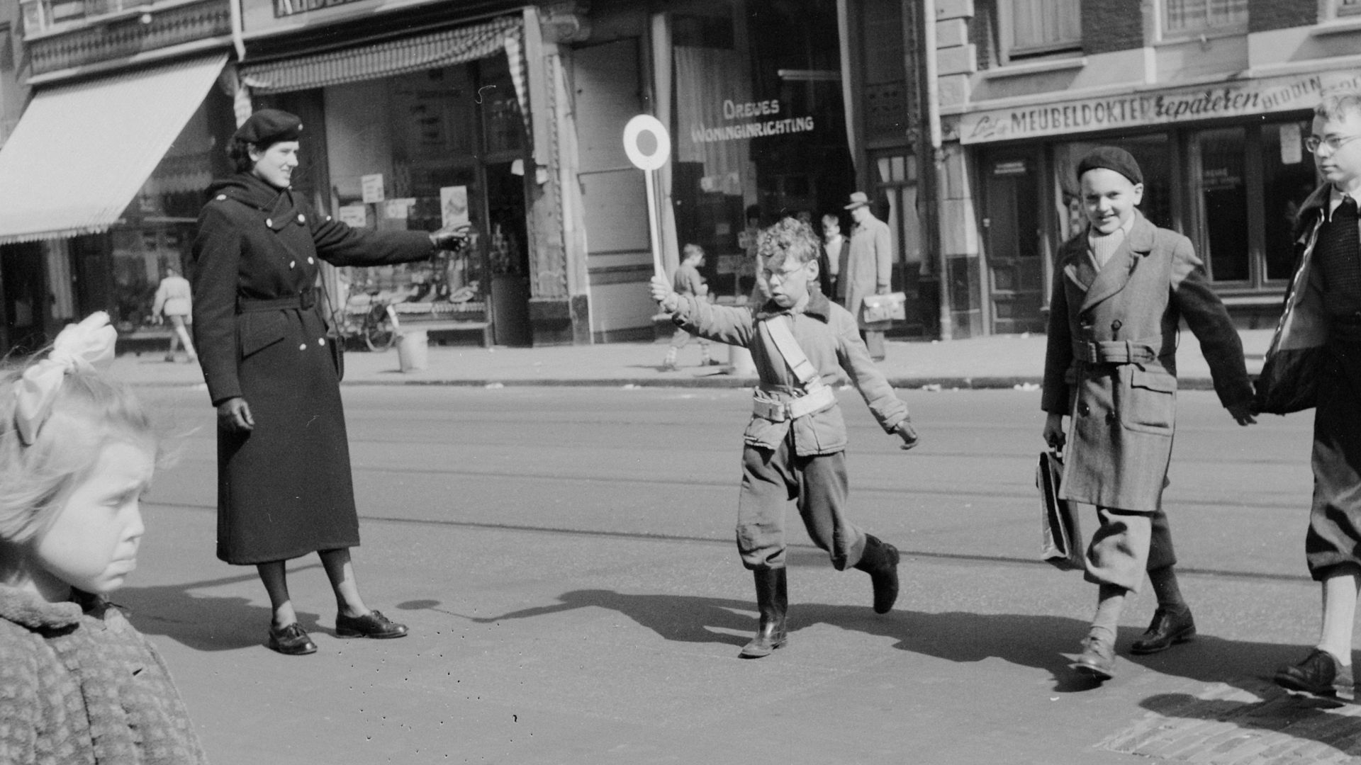 File:Serie vrouwelijke politie Amsterdam, Bestanddeelnr 907-1378.jpg