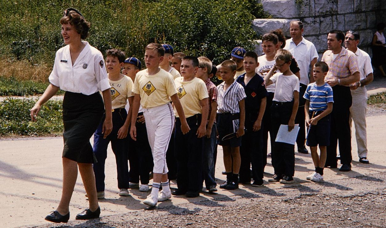 File:HFCA 1607 NPS Employees, Women 310.jpg (1ea58a51-88f7-45ed-9db0-06a3408f4d9e).jpg