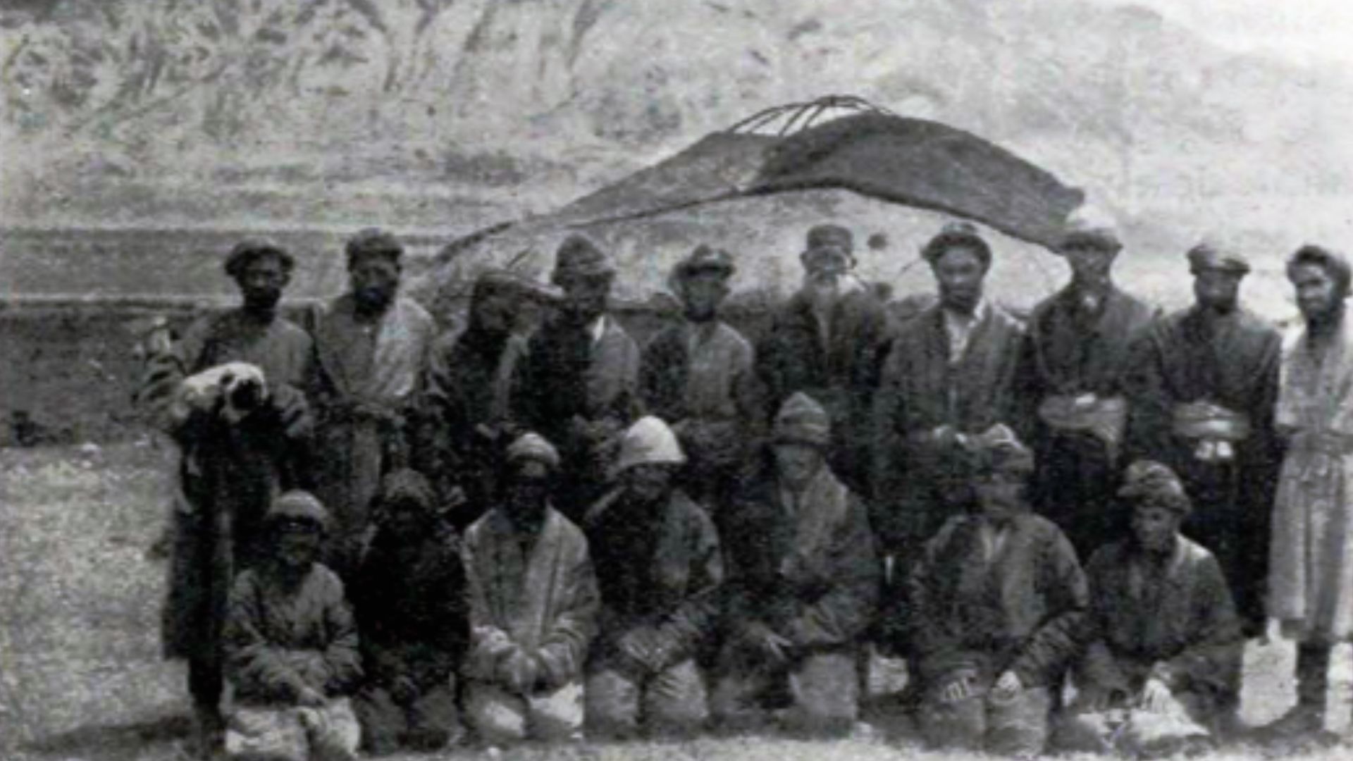 File:Wakhis and Kirghiz at Dafdar.png