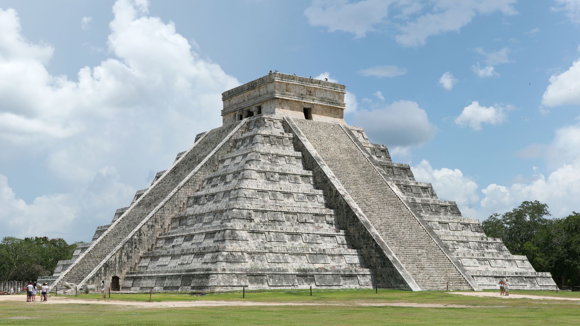 File:Chichen Itza 3.jpg