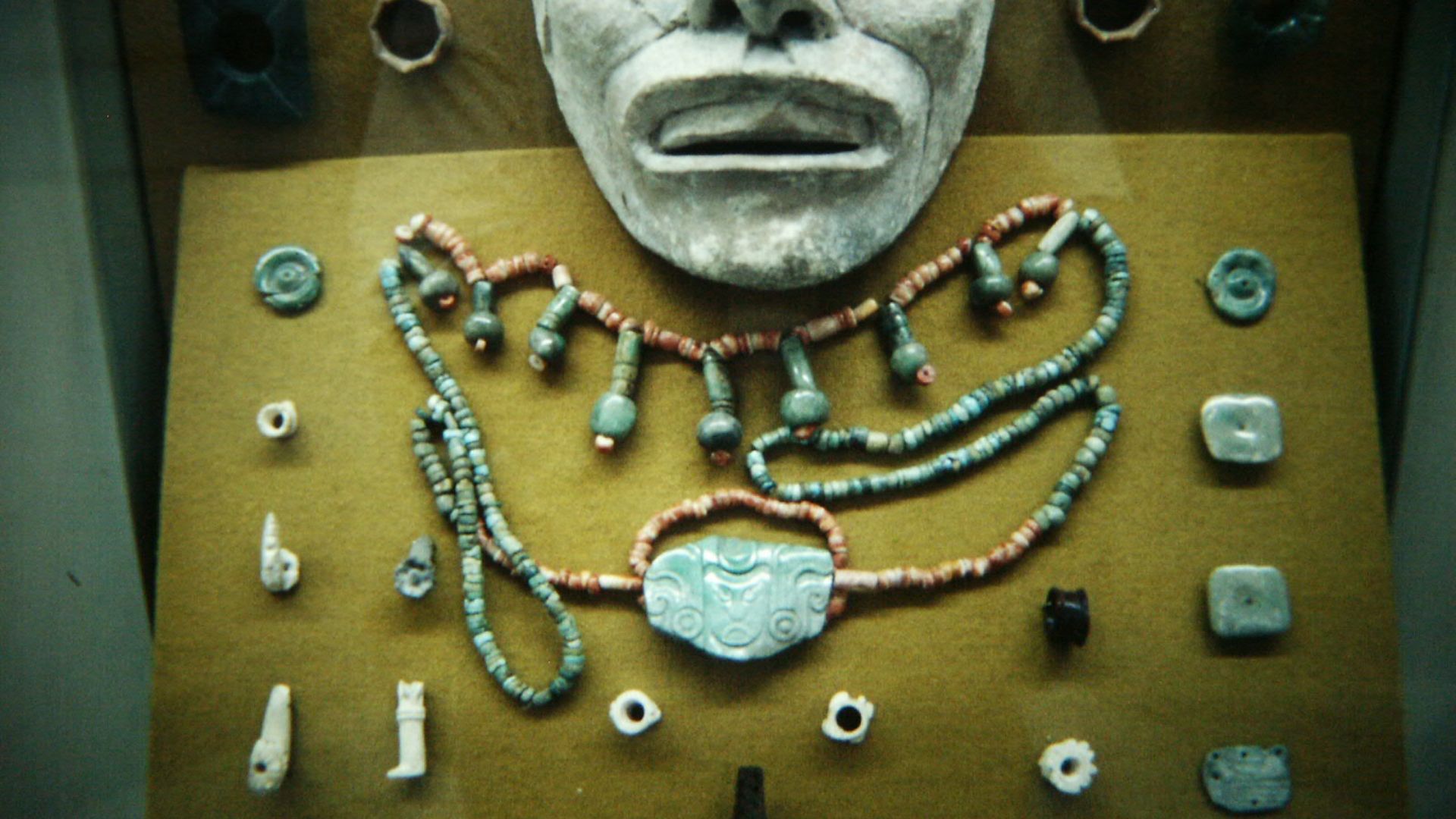 File:Maya Jade Artifacts.jpg