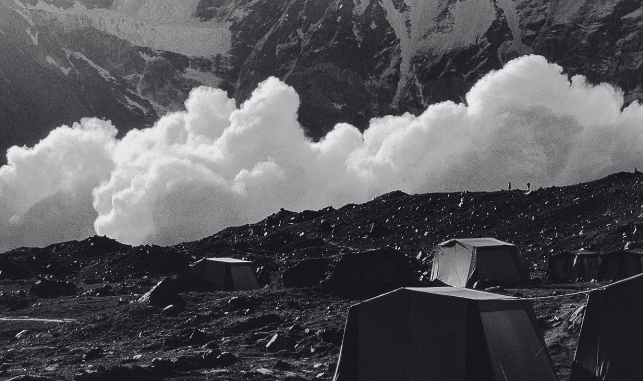 File : Avalanche MAL-Pamir 85 05.jpg