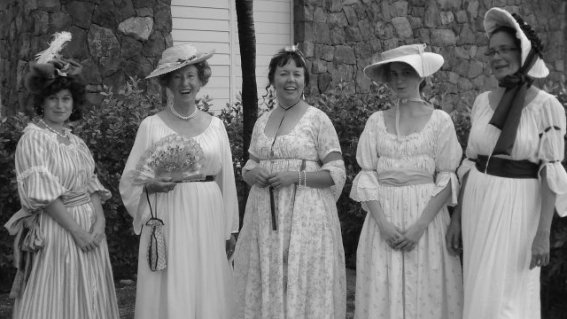 File:Westgiöta Gustavianer civil service ladies.jpg