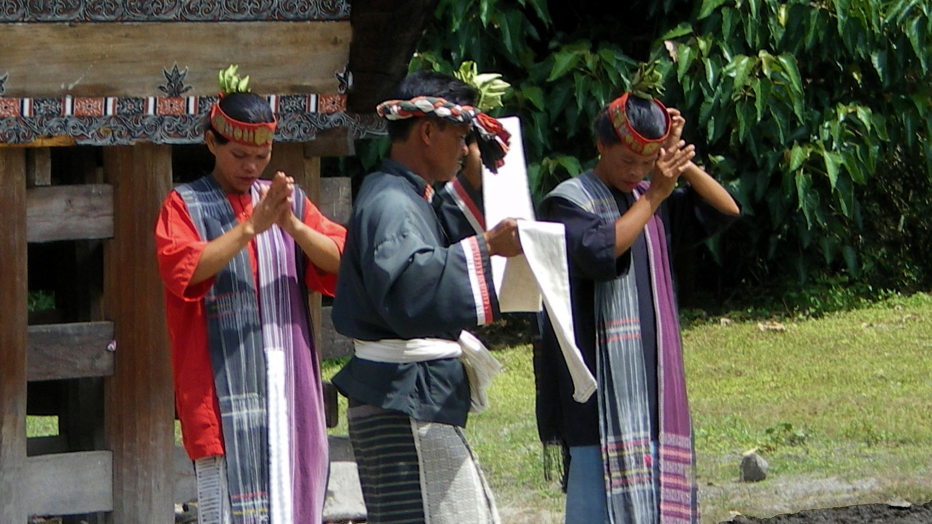 File:Toba Batak Blessings.jpg