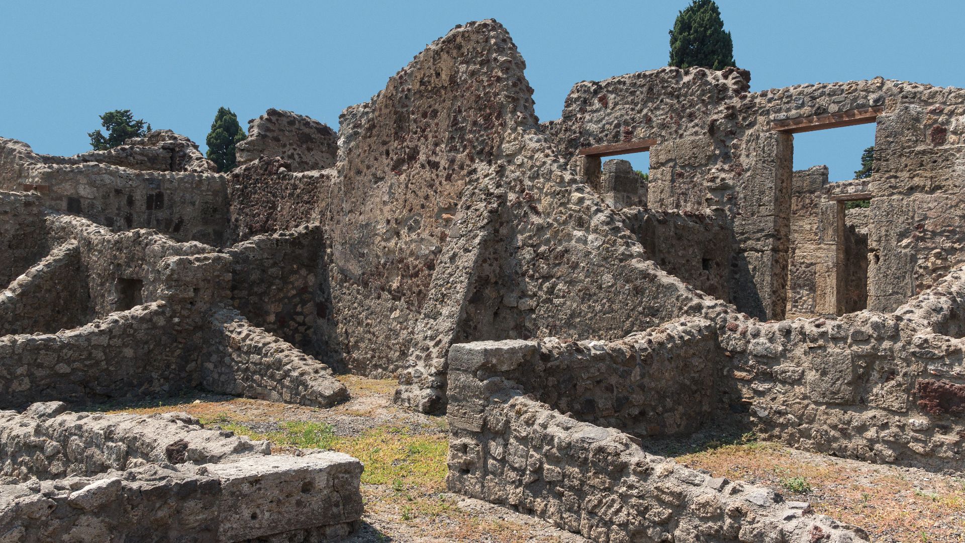 File:Composition ruins Pompeii.jpg